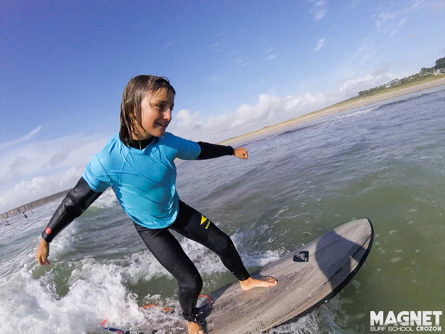 Have fun with the Crozon Morgat surf school.