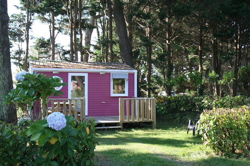 Photo d'un mobil-home du camping de la presqu'île à Crozon Morgat.